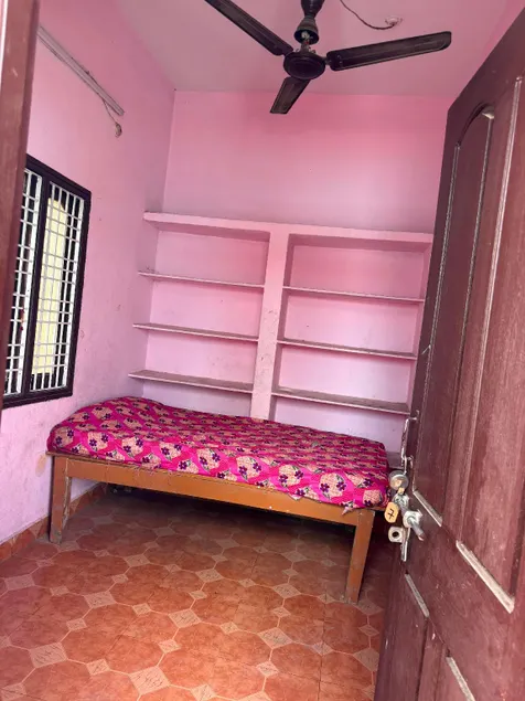 Srr home stay - Image 1