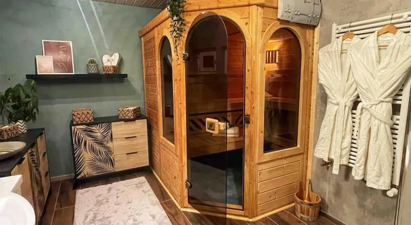 L’Écho des Bois - Studio cocooning avec sauna - Image 1