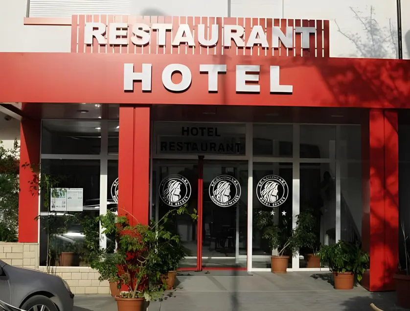 Hotel Select - Image 1