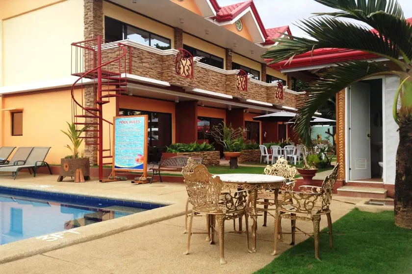Citadel Bed and Breakfast - Image 1