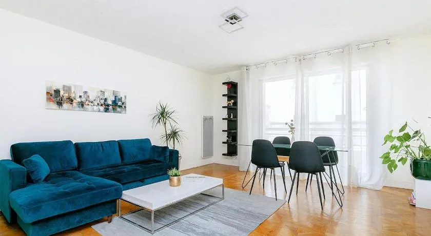 Appartement 2 pièces 65m2 - porte de Paris - Image 1