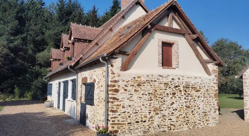 ESCAPADE BELINOISE - Image 1