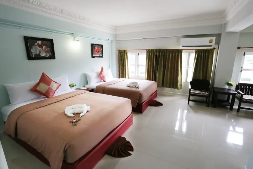 Haad Somboon House - Image 1