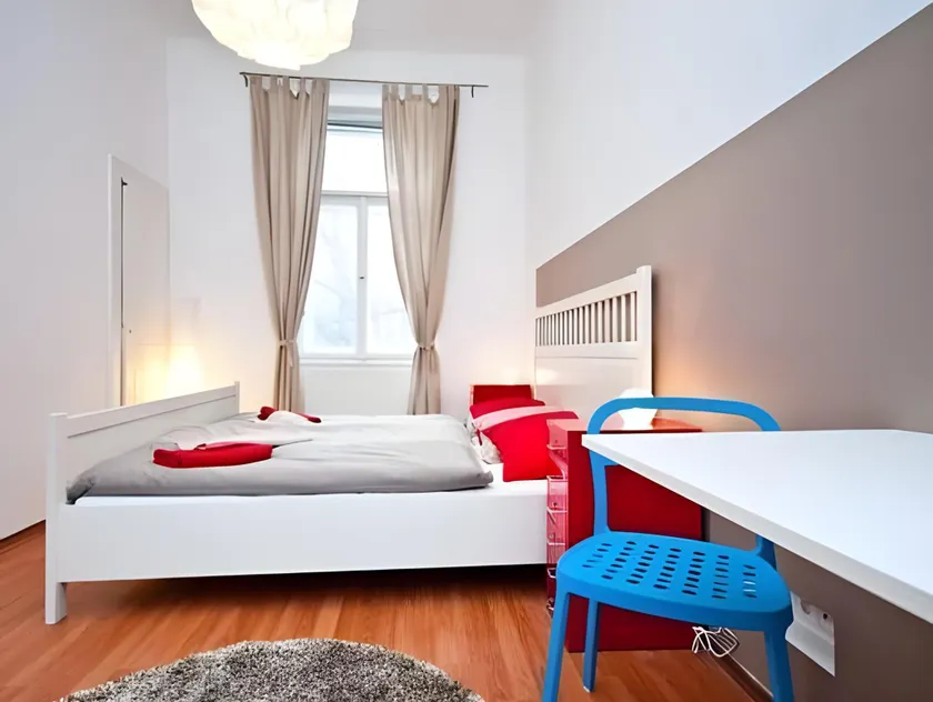 Budget Apartment - Image 1