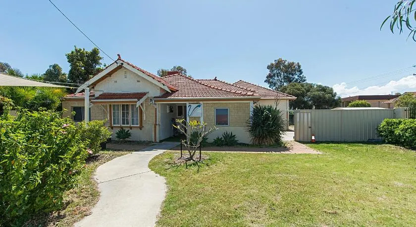 Victoria Park Lodge - Image 1