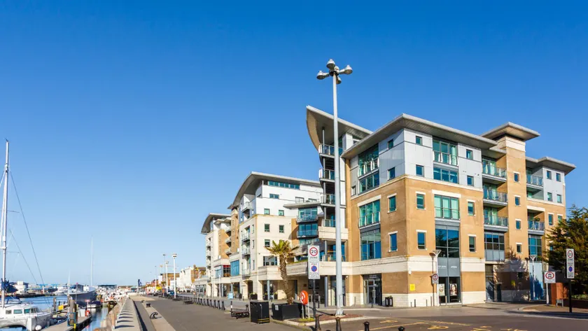 Jeanneau - Prestigious Dolphin Quays apartment on Poole Quay - Image 1