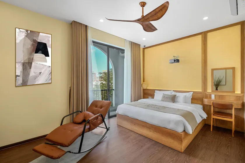 Lucas Boutique Home Hue - Image 1