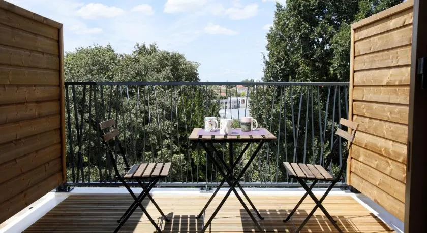 Les Terrasses de Louise - Image 1