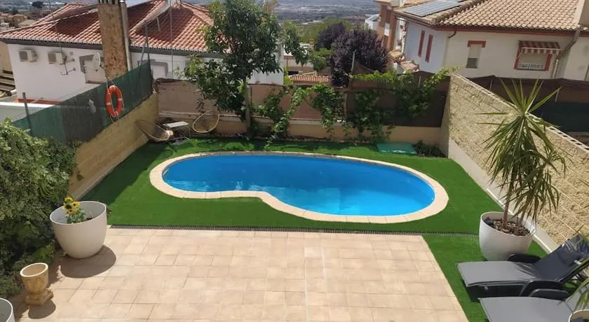 Oasis con Piscina, Spa Privado con Encanto Andalusí y jacuzzi - Image 1