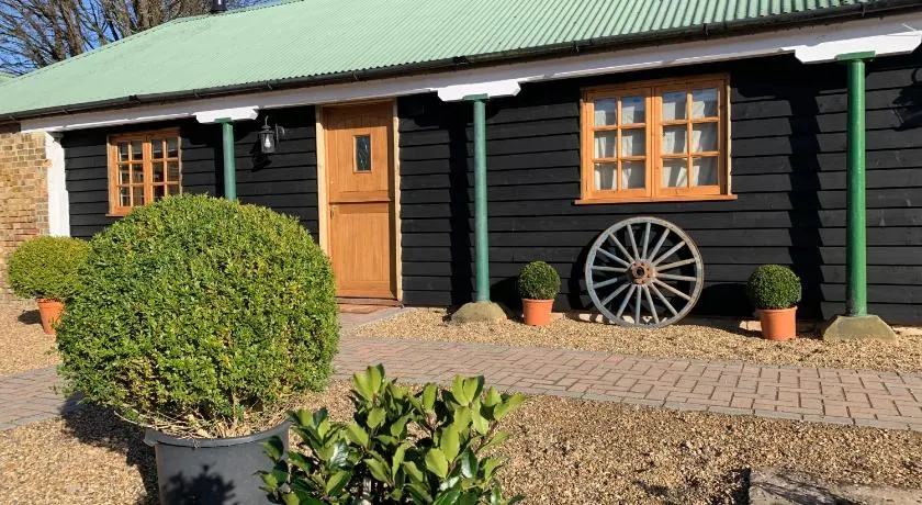 Cheesemans Farm Stables - Image 1