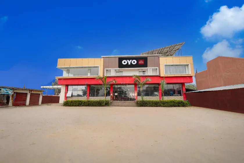 Hotel O Baba Dhaba Restaurant & Hotel - Image 1