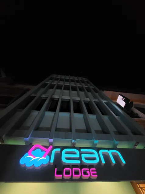 Dream Lodge @ Farrer Park - Image 1