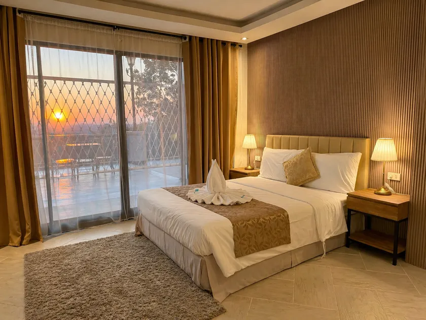 Seven Suites Hotel Antipolo - Image 1