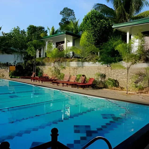 Hill View Resort - Image 1