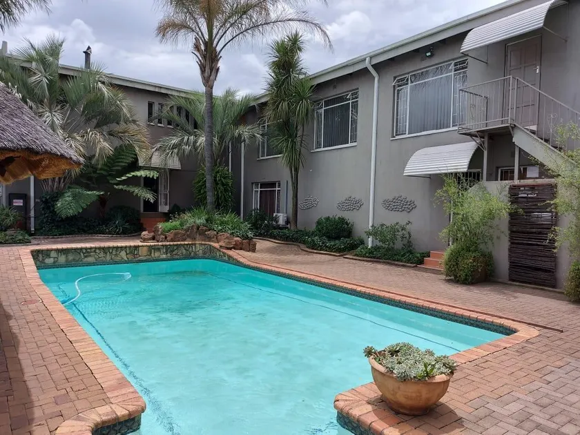 Blue Sparrow Guest House - Image 1