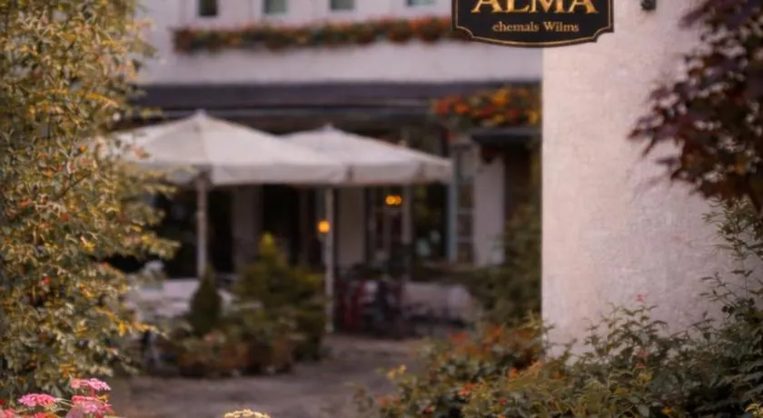 Hotel ALMA - Image 1