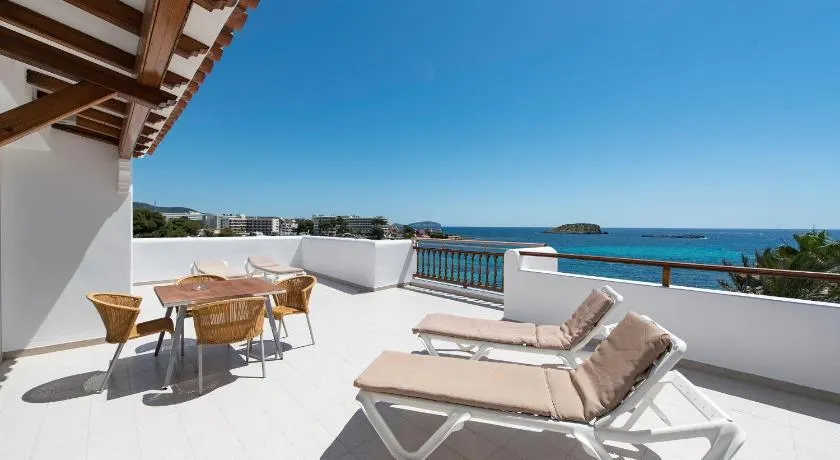 Apartamentos Es Canyer - Image 1