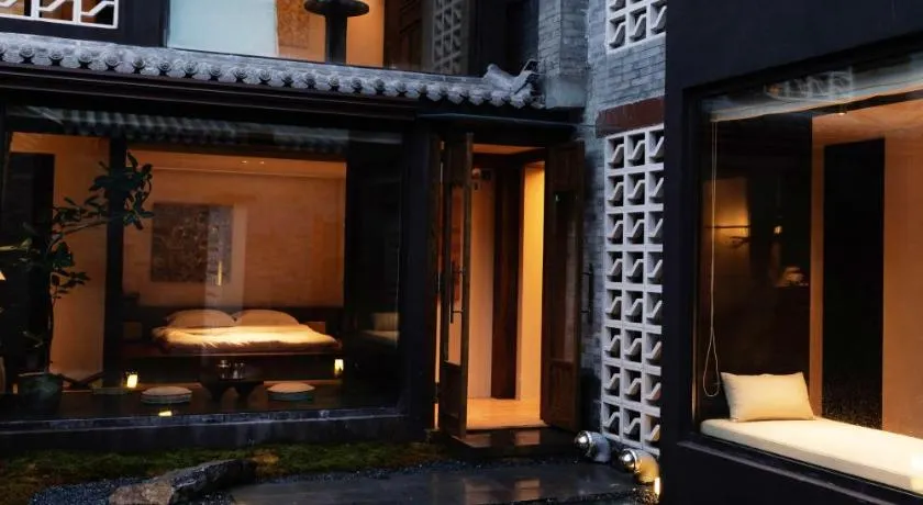YANN壹岩古城民宿 Natural Wabi-Sabi - Image 1