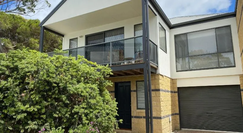 Perfect Location - Image 1