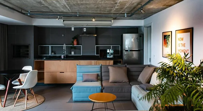 Charlie em POA - Studio Moderno com Coworking e Lavanderia - Image 1