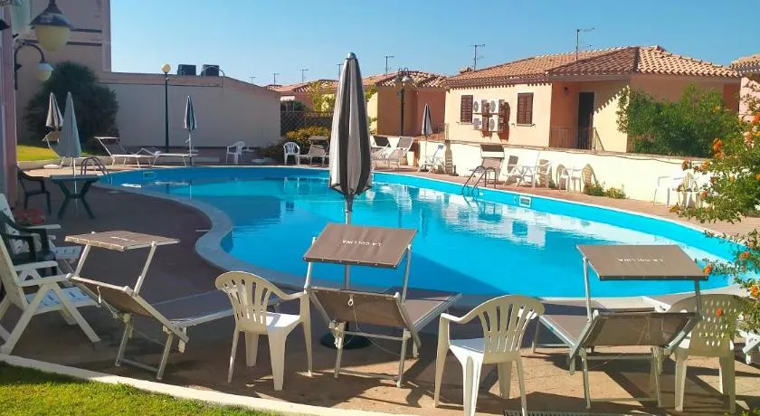 Villetta Soleil con Piscina e Campo da Tennis condominiale - Image 1