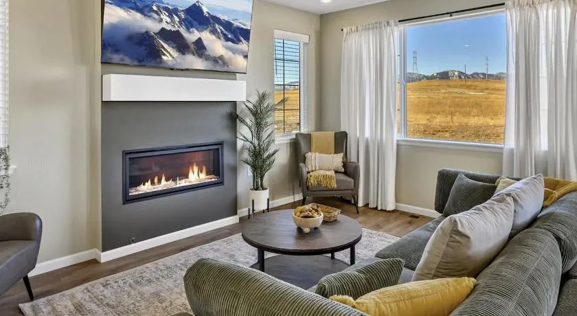 Family Friendly 5BR Mountain Views & Game Room - Image 1