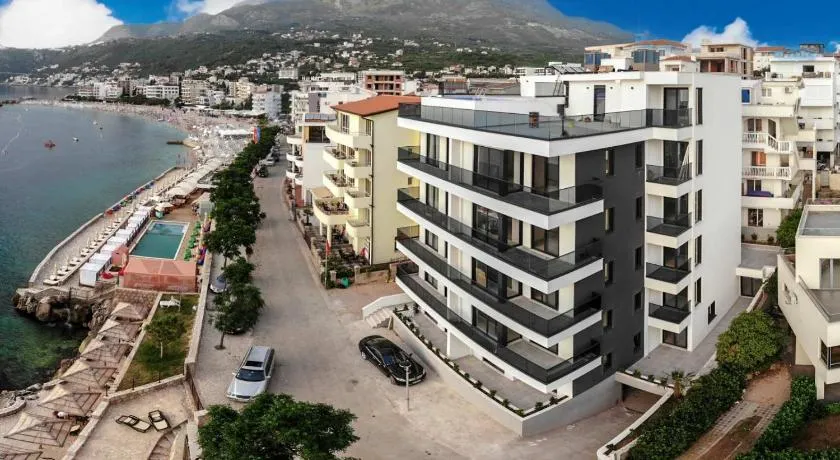 Kalamper Apartments - Image 1