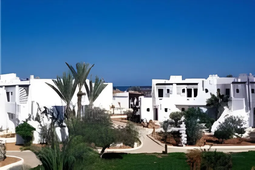 Fiesta Beach Club - Image 1