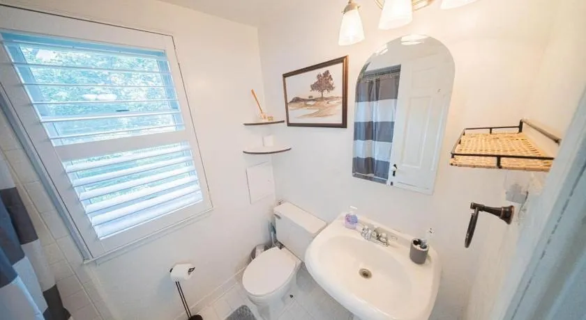 Springwells Park Townhouse Very Cozy - Image 1