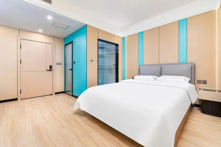 Shuangyue Light Luxury Hotel (Harbin Central Street) - Image 1