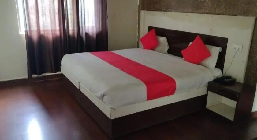 Hotel Mahagauri Ganga Retreat - Image 1