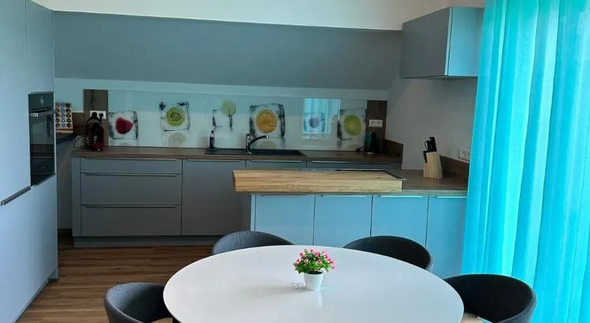 Gemütliche 3 Zimmer zum Entspannen - Image 1