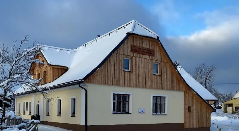 Penzion Stanice lyžařů Fryšava - Image 1