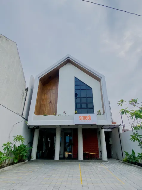 SMEDI Coliving - Image 1