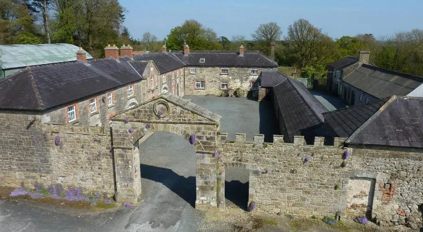 Castlehamilton Cottages and Activity Centre - Image 1