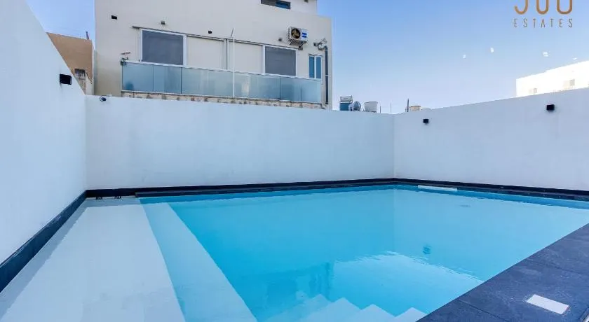 The Swieqi Poolside Suites - Image 1
