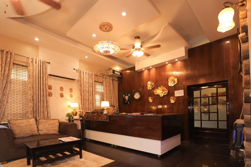 Hotel signature villa - Image 1
