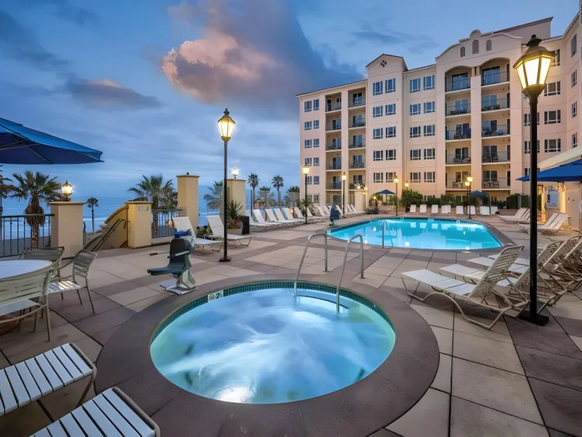 Club Wyndham Oceanside Pier Resort - Image 1