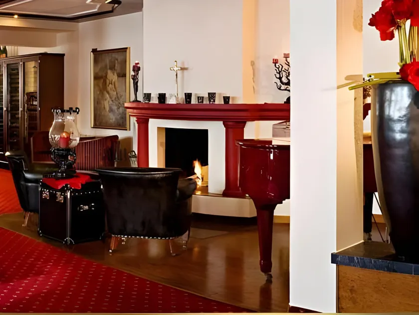 Alpenhotel St.Christoph - Image 1