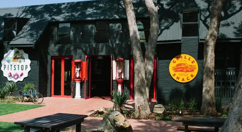 PitStop Lodge - Image 1