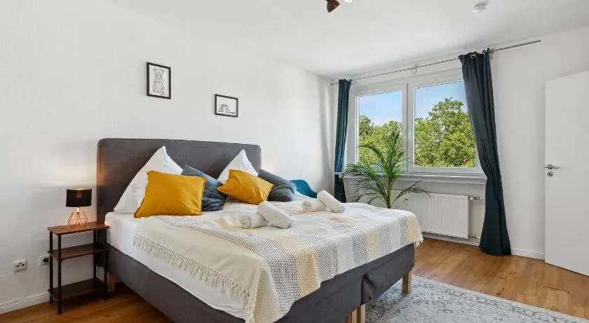 Cruwzo I Cozy apartment next to university hospital Essen - Image 1