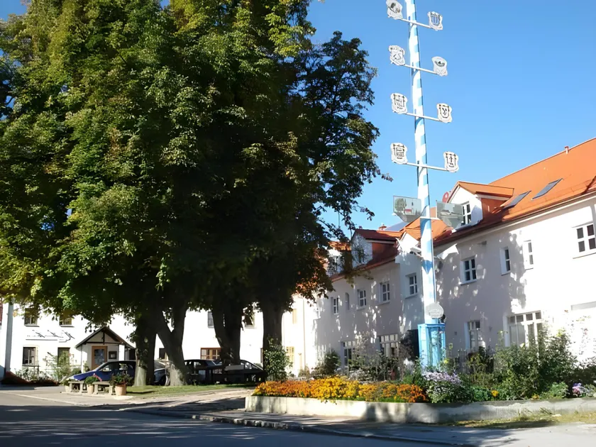 Gasthaus und Hotel Göttler Josef - Image 1