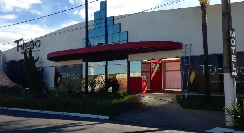 Motel Fuego (Adults Only) - Image 1