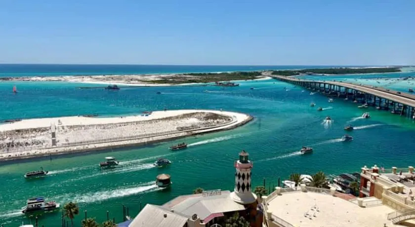 Breathtaking Views Emerald Grande 3BR,2BA 904E - Image 1