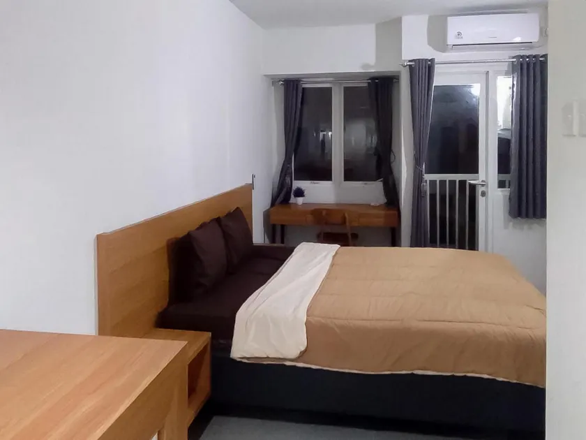 RedDoorz Apartment at Grand Sentraland Karawang - Image 1