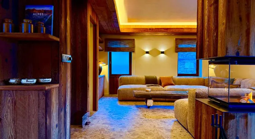 Chalet Oslo by Lodji - Image 1