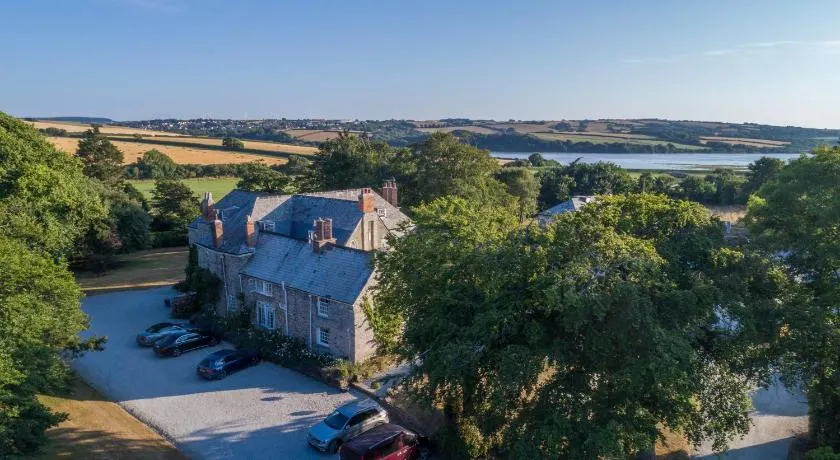 Trewornan Manor - Image 1