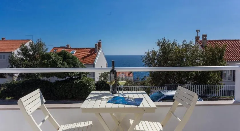 Studio Apartman Blue View - Image 1