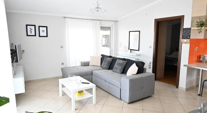 Vasiliki’s Guesthouse - Image 1