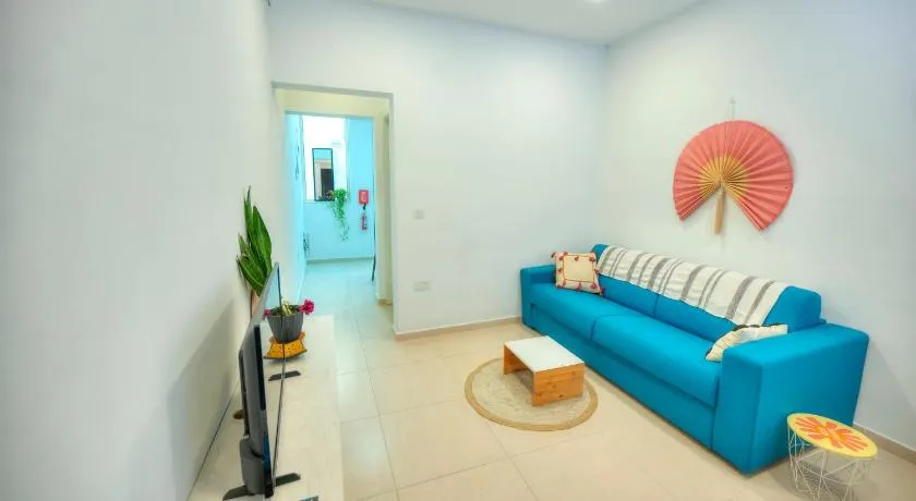 Modern 1BR Stylish Maisonette with Yard - Bugibba Promenade - Image 1